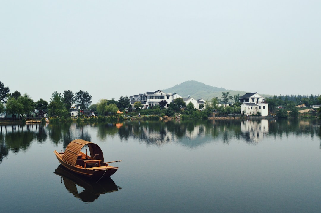 exploring-the-beauty-of-hangzhous-west-lake-lotus-festival