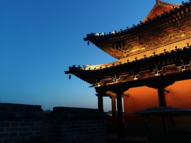 Erkundung der alten Pracht der Neun-Drachen-Mauer von Datong