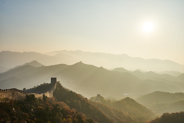 Explorer Huanghuacheng : La section lacustre de la Grande Muraille